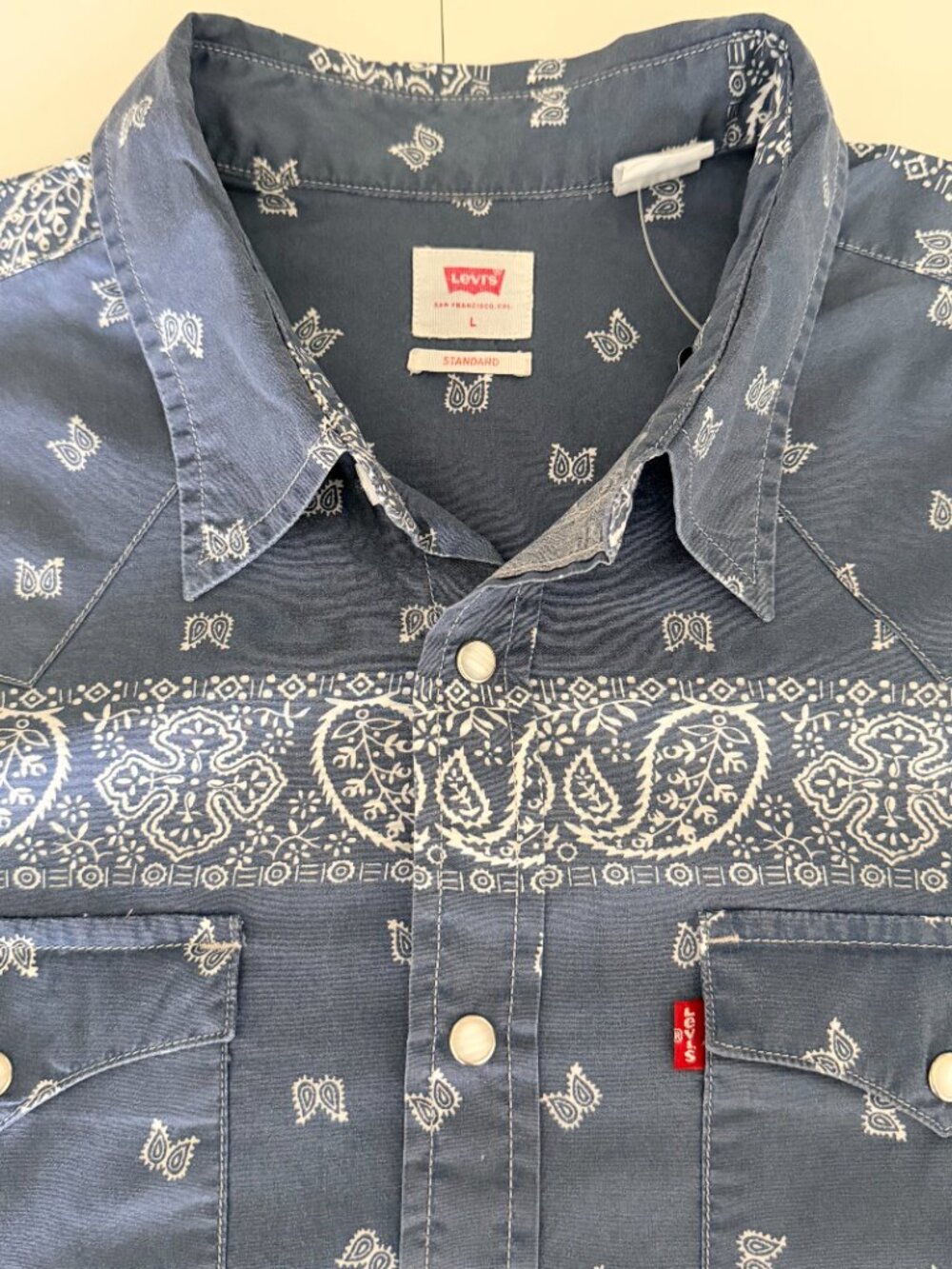 Levis Pearl Snap Western Bandana Paisley Shirt Mens L Rodeo 100% Cotton NWT - Picture 3 of 10